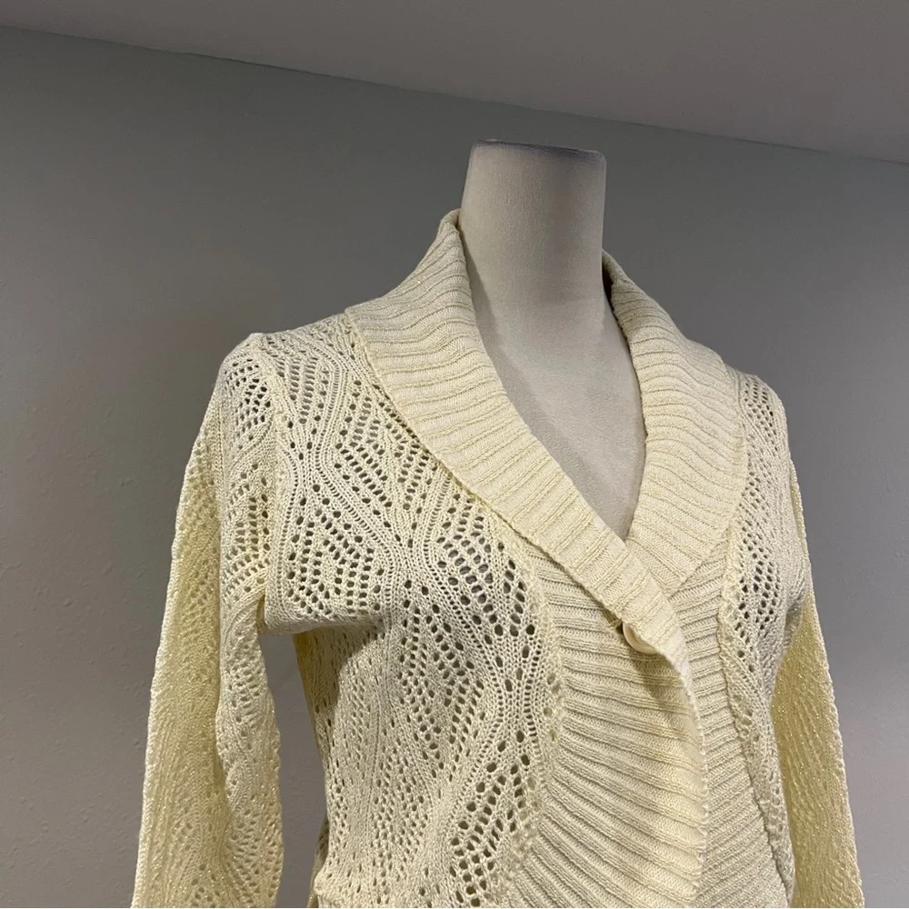Cream Open-Front‎ Knit crop Sweater size small